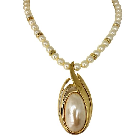 Vintage Napier Faux Pearl Gold Tone Pendant Necklace 24" - Picture 2 of 13